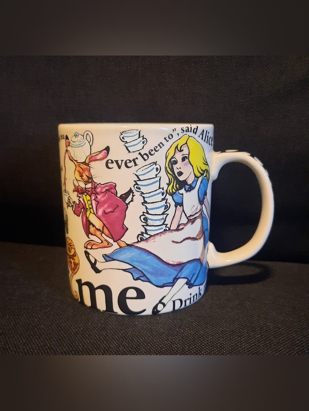 Alice in Wonderland Vintage Cardew Design Illustrated Mug
